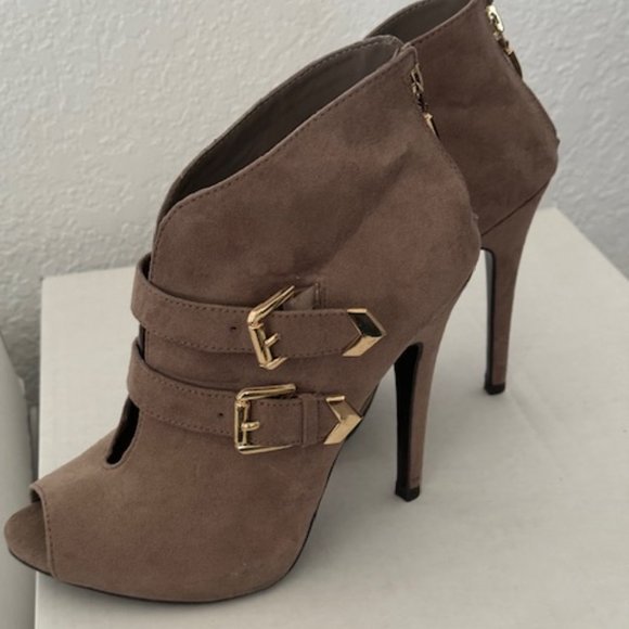 Guess Suede Casper Peeptoe Ankle Booties Size 6 - Picture 4 of 10